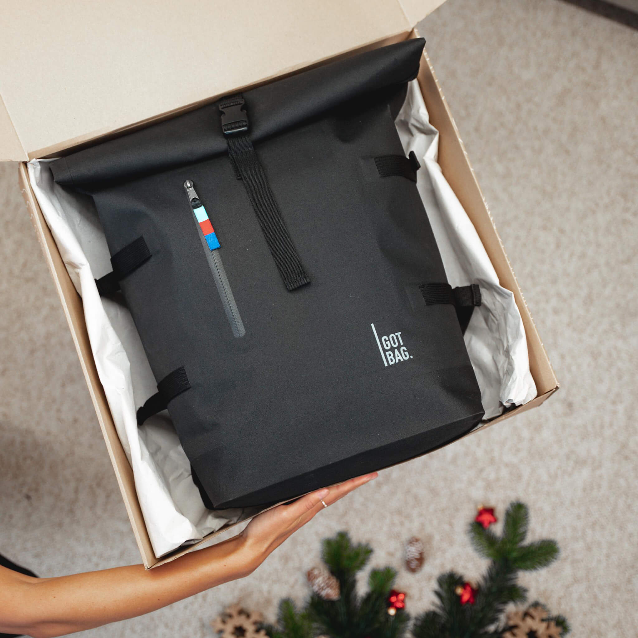 GIFT BOX